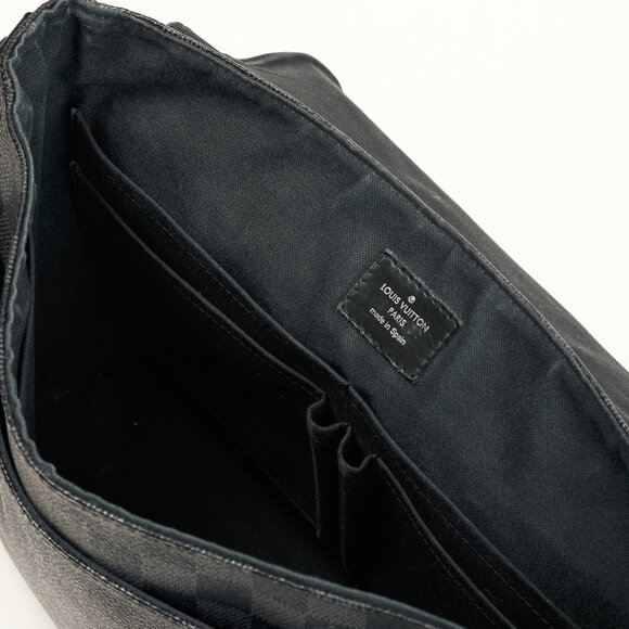 Louis Vuitton Graphite Damier District MM Cross Body Bag - Picture 12 of 14